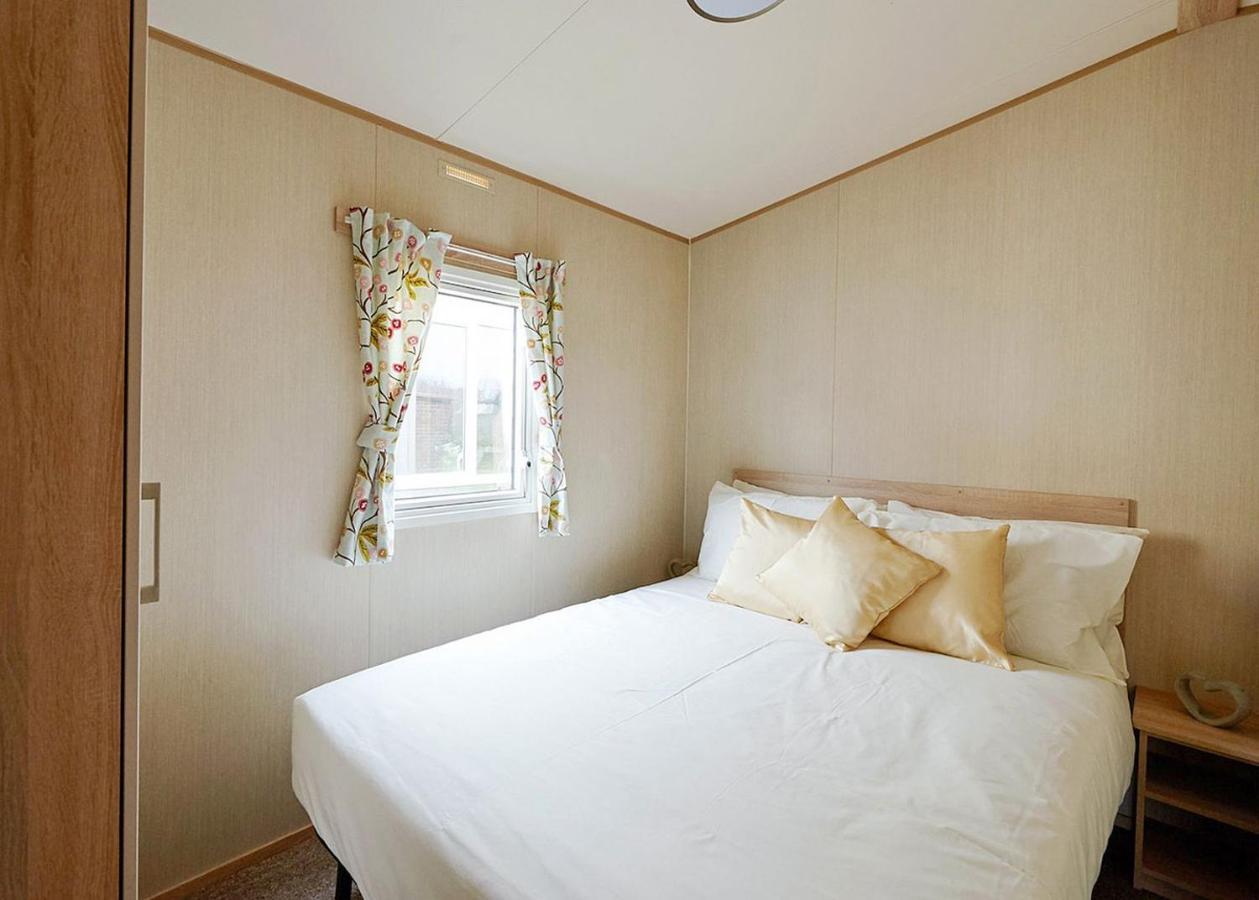 Barmouth Bay Holiday Park Llanddwywe Екстер'єр фото