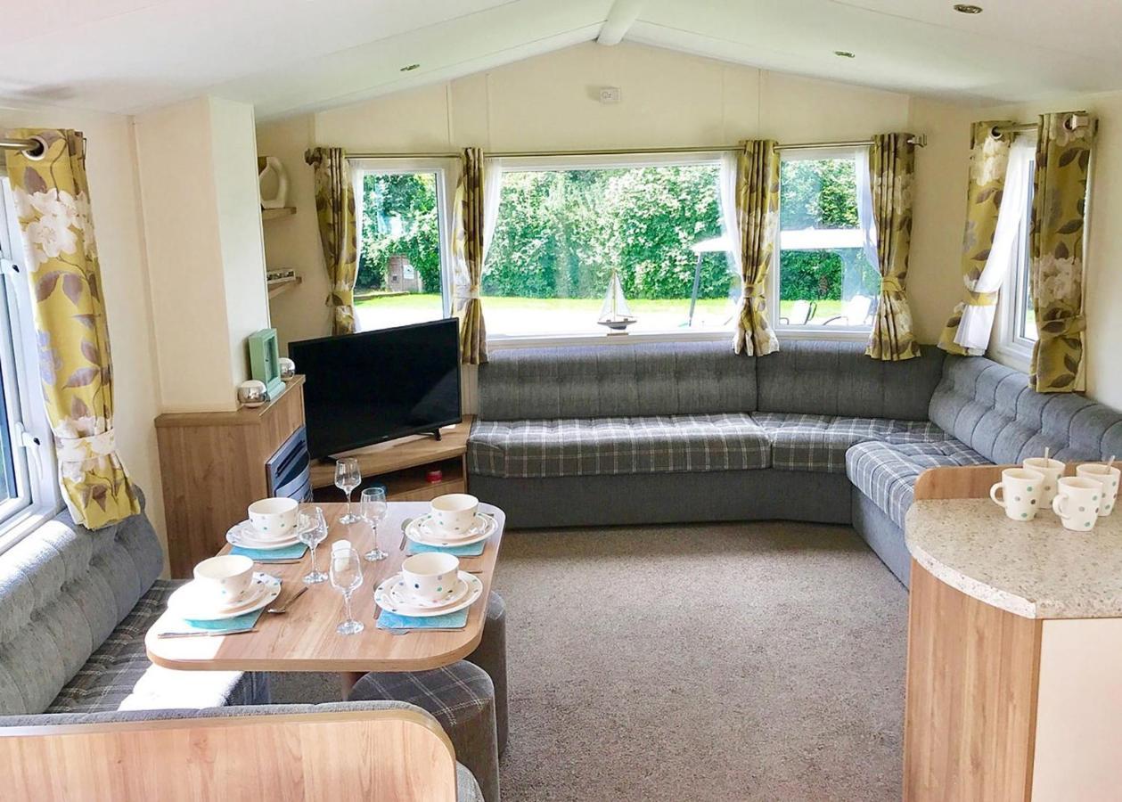 Barmouth Bay Holiday Park Llanddwywe Екстер'єр фото