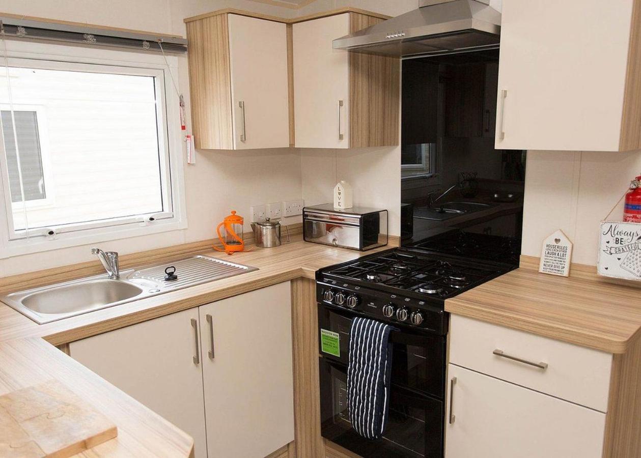 Barmouth Bay Holiday Park Llanddwywe Екстер'єр фото