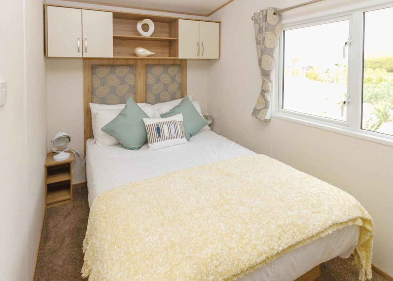 Barmouth Bay Holiday Park Llanddwywe Екстер'єр фото